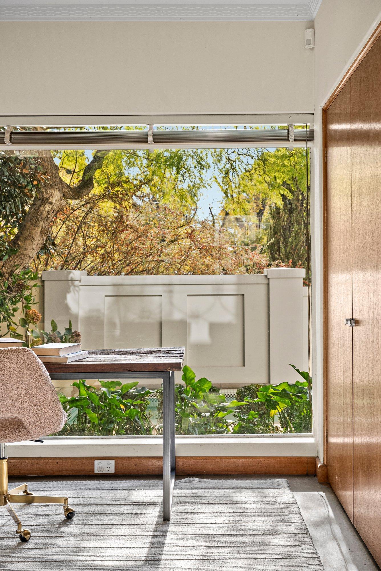 20 Burwood Road, Hawthorn, 3122