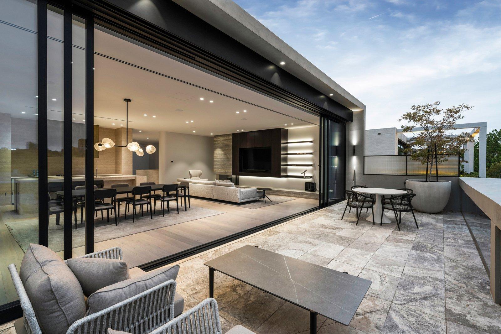 20 Cloverdale Avenue, Toorak, 3142