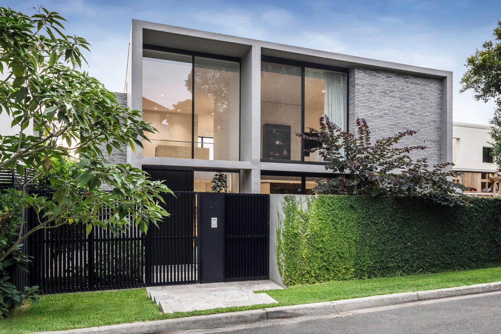 20 Cloverdale Avenue, Toorak, 3142