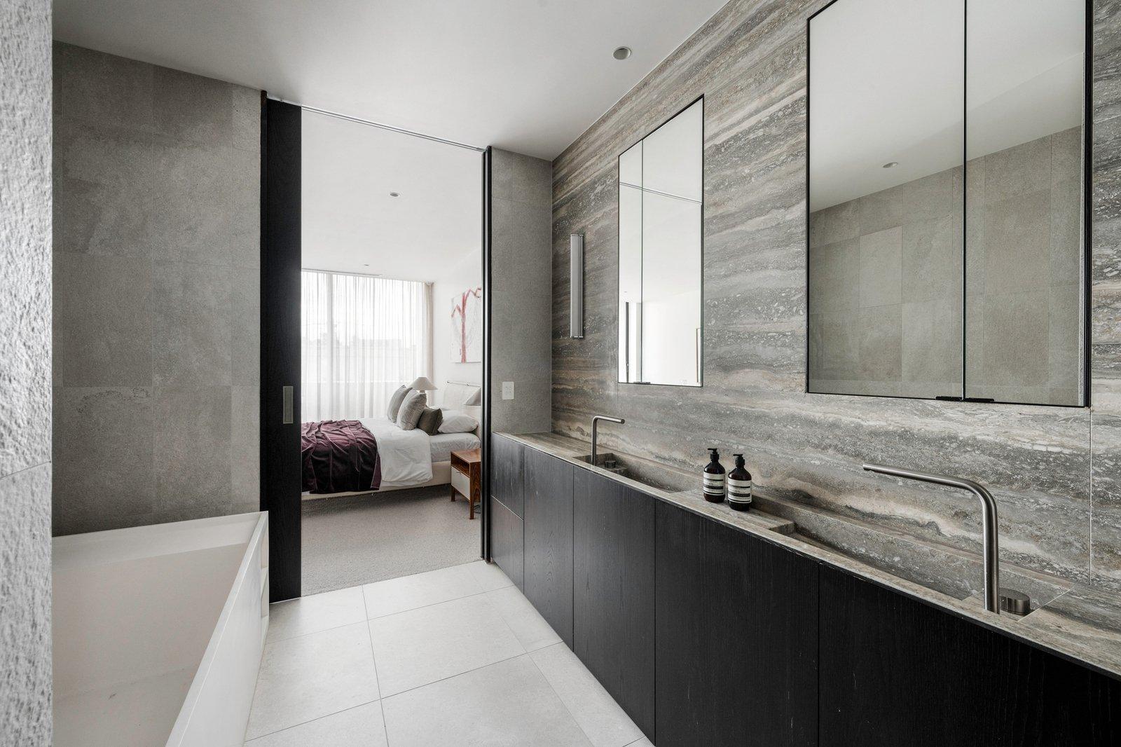 20 Cloverdale Avenue, Toorak, 3142