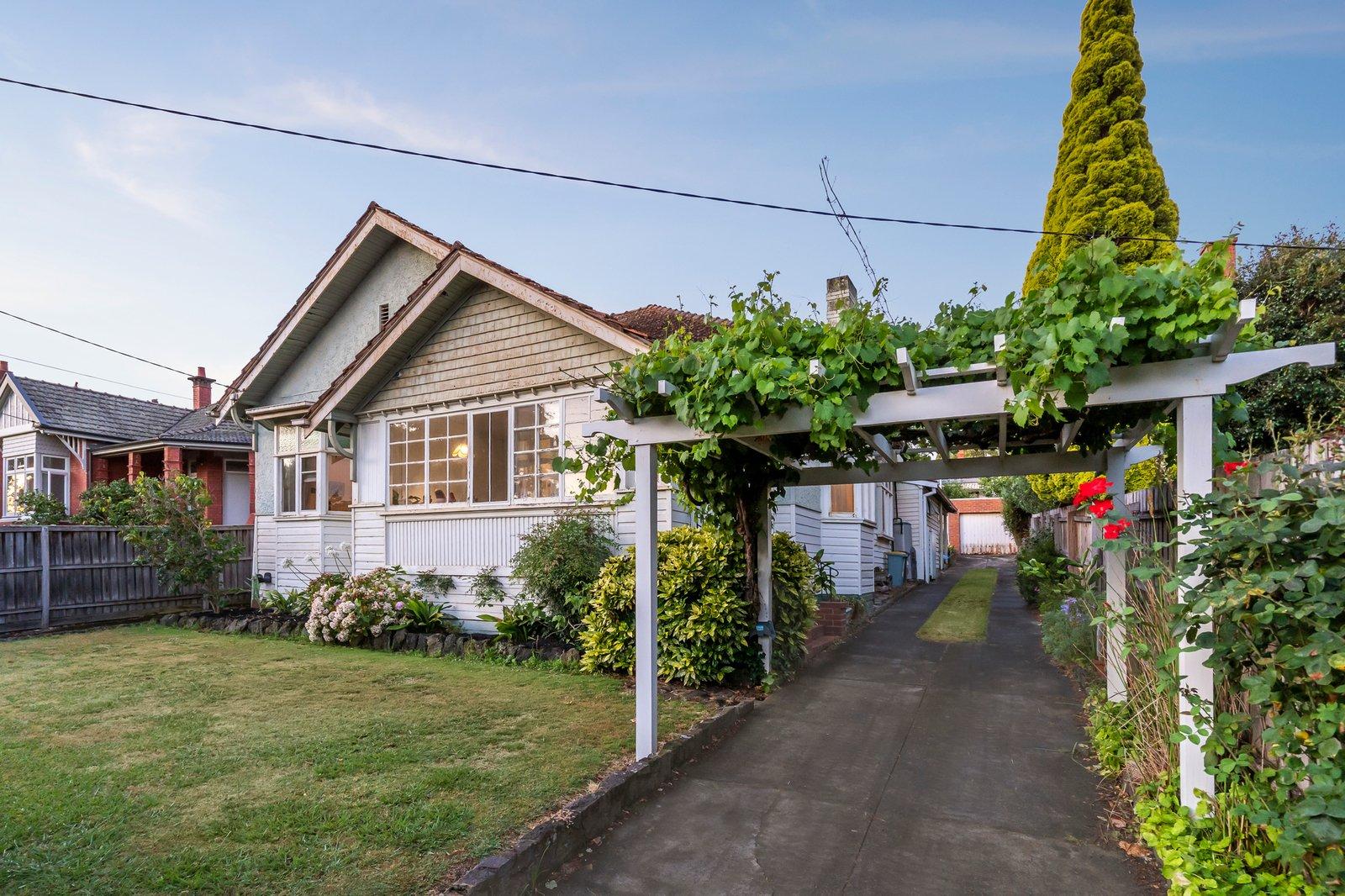 20 Miller Grove, Kew, 3101