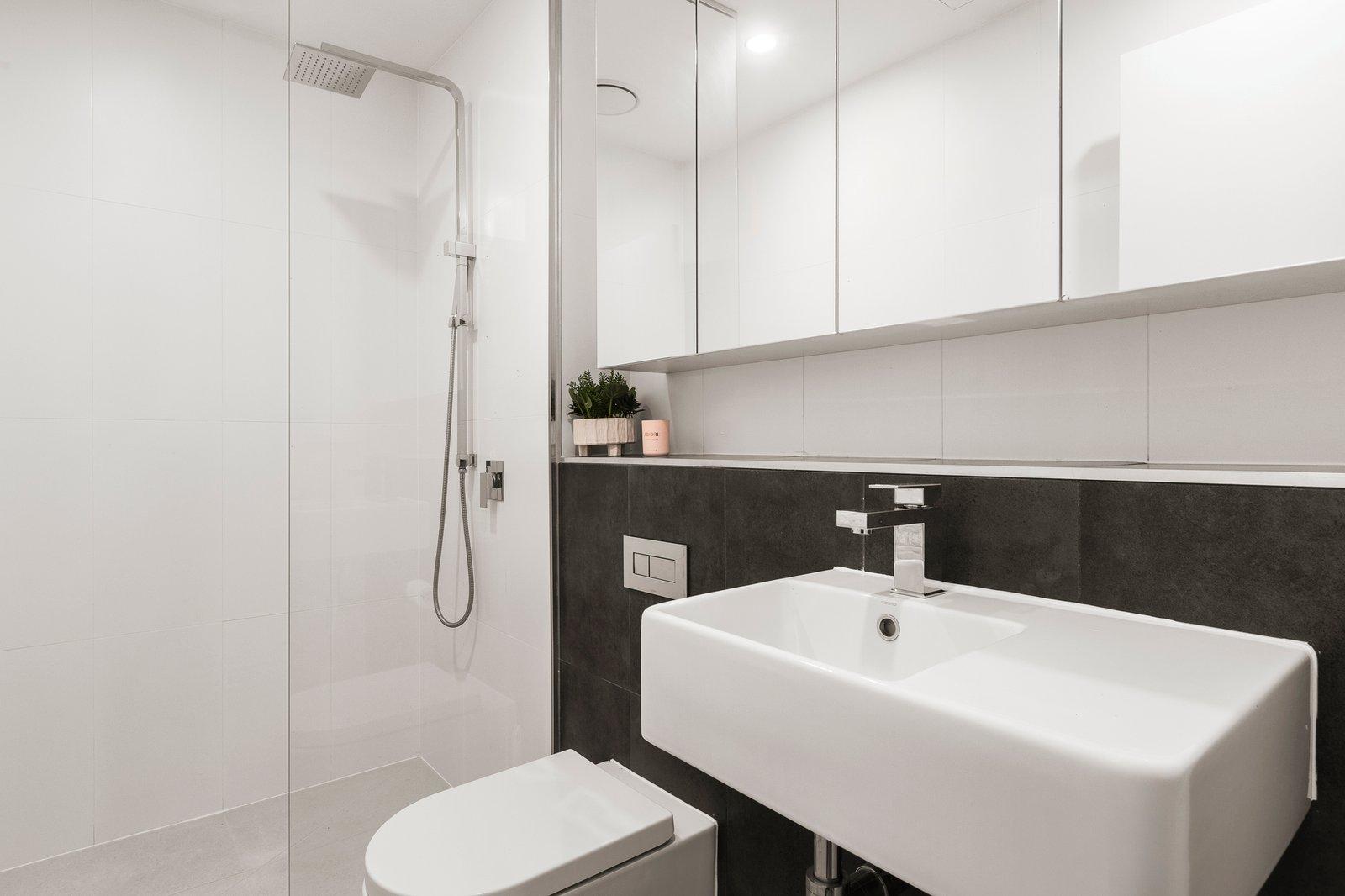 201/68 Barkers Road, Hawthorn, 3122