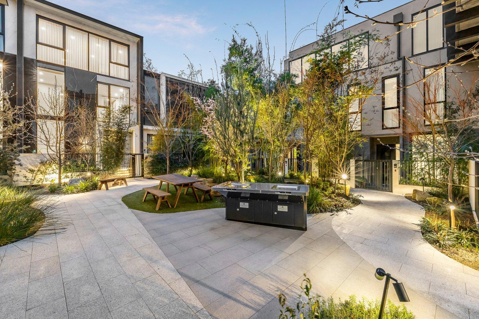 202/4 Barenya Court, Kew, 3101