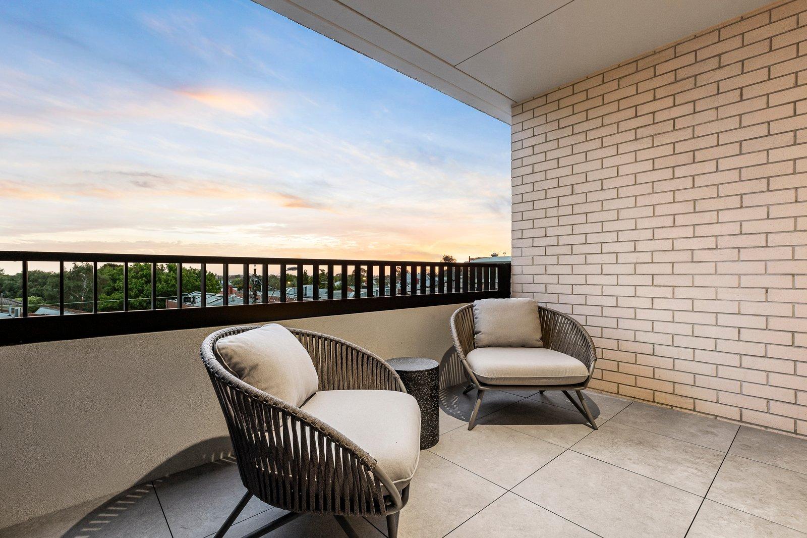 204/679-683 Glen Huntly Road, CAULFIELD, 3162