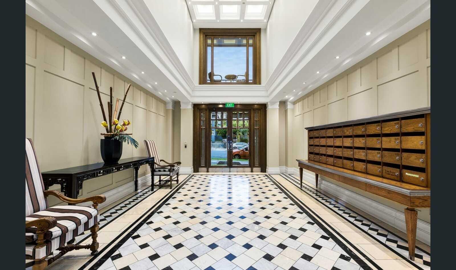 204/1 Wallace Avenue, Toorak, 3142