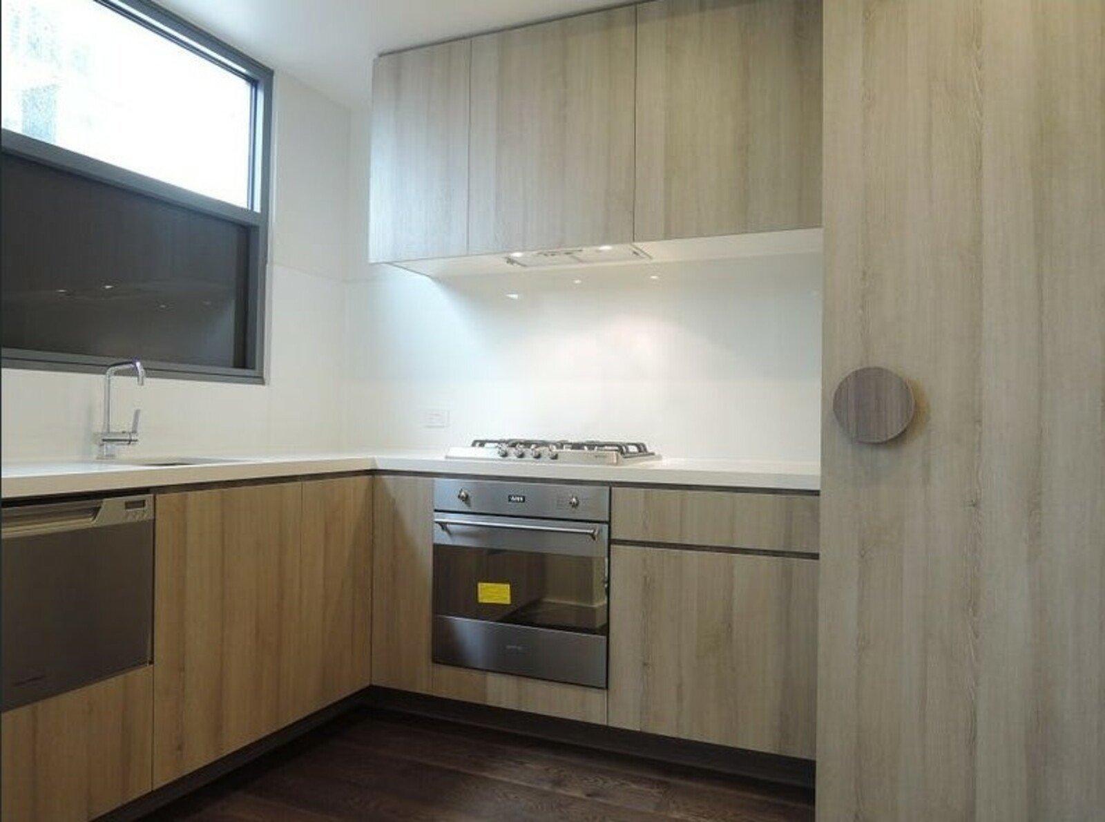 205/19-25 Nott Street, Port Melbourne, 3207