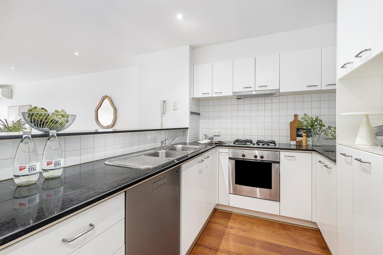 206/102 Camberwell Road, Hawthorn East, 3123