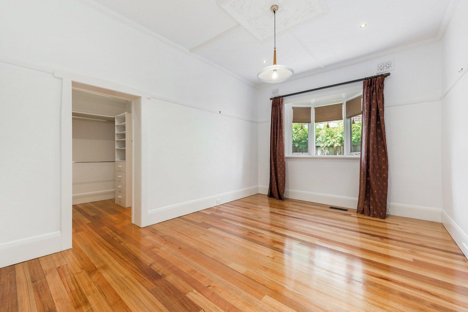 21 The Avenue, Malvern East, 3145