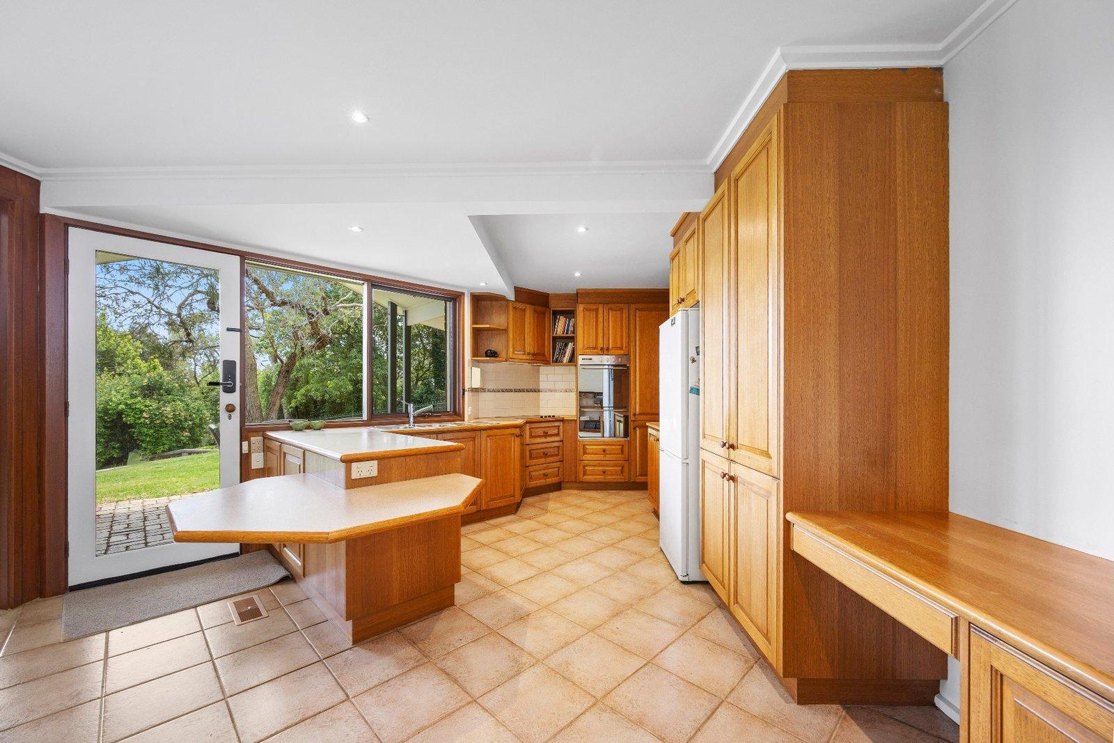 21 Alverstone Grove, Mount Eliza, 3930