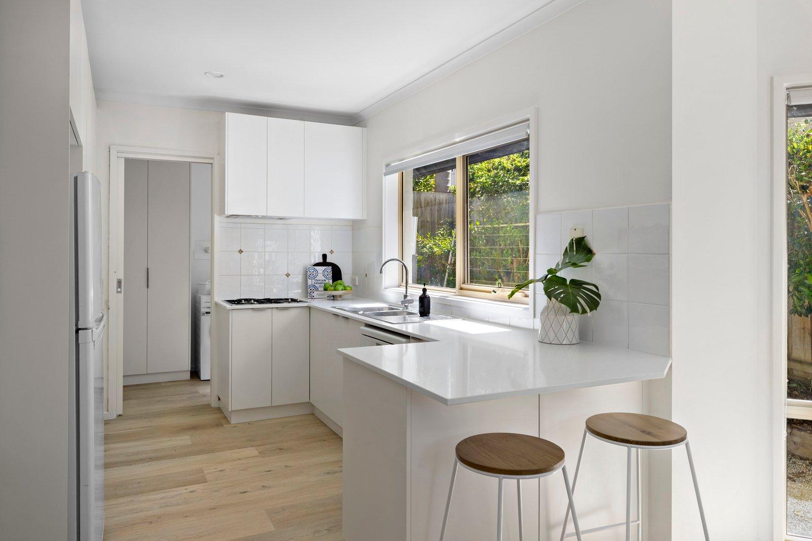 2/105 Tanti Avenue, Mornington, 3931