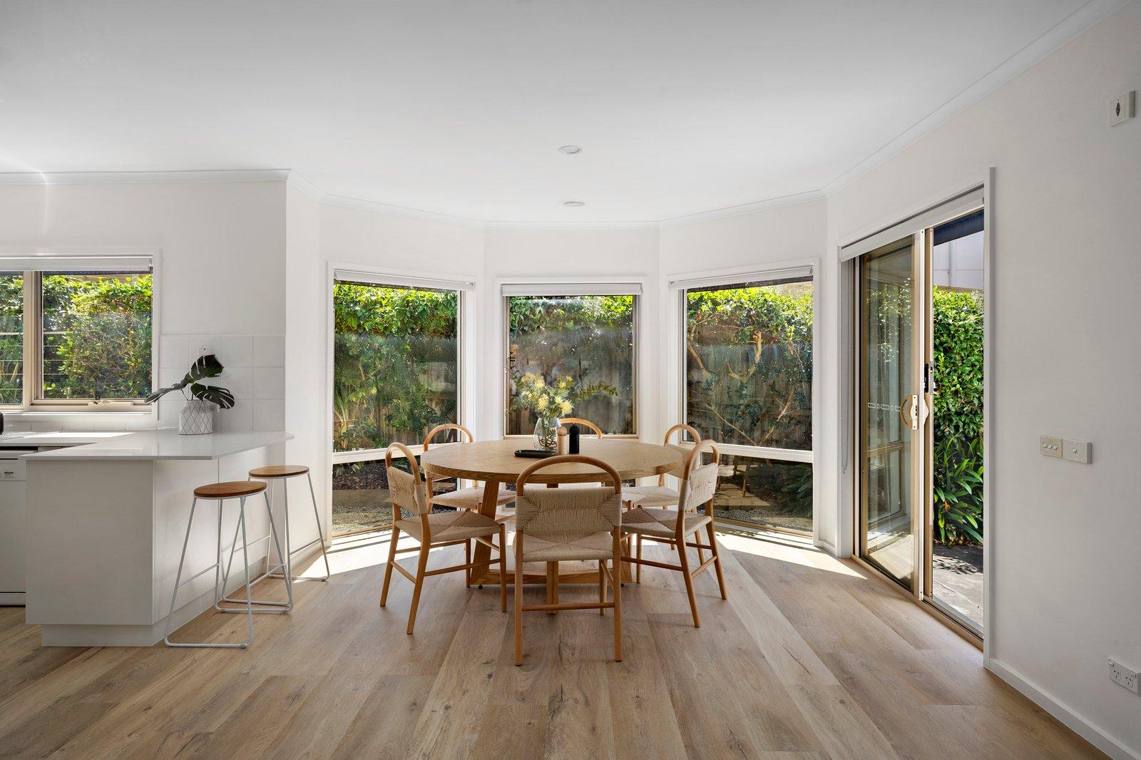 2/105 Tanti Avenue, Mornington, 3931