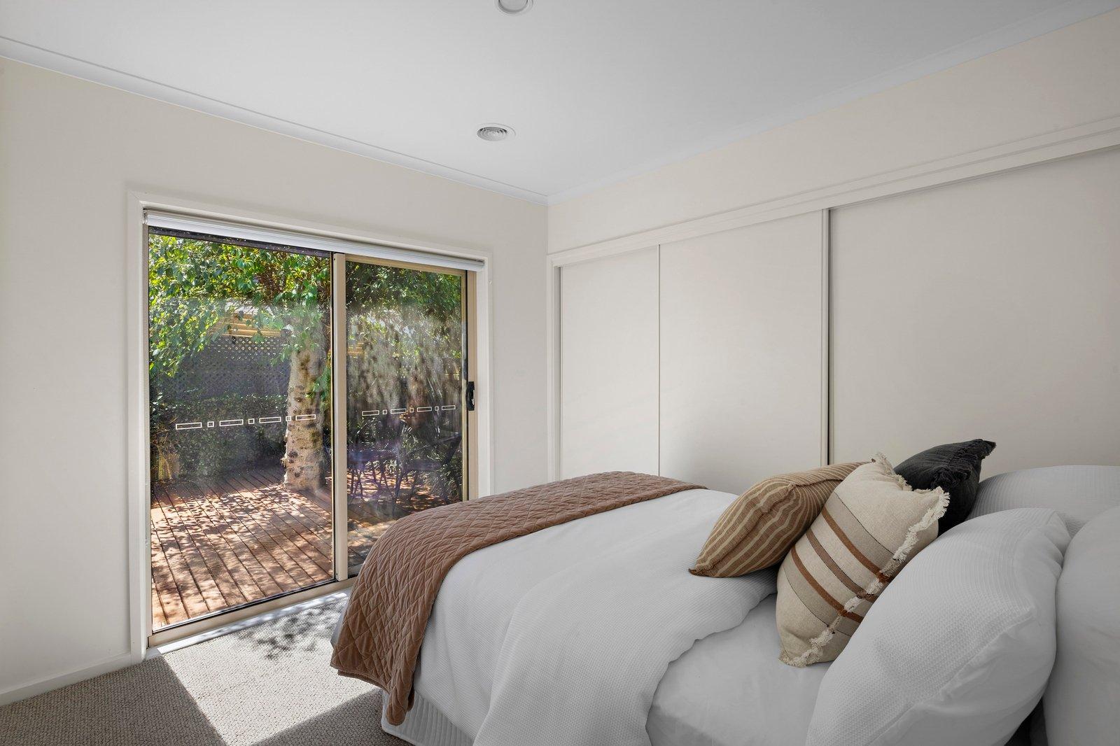 2/105 Tanti Avenue, Mornington, 3931