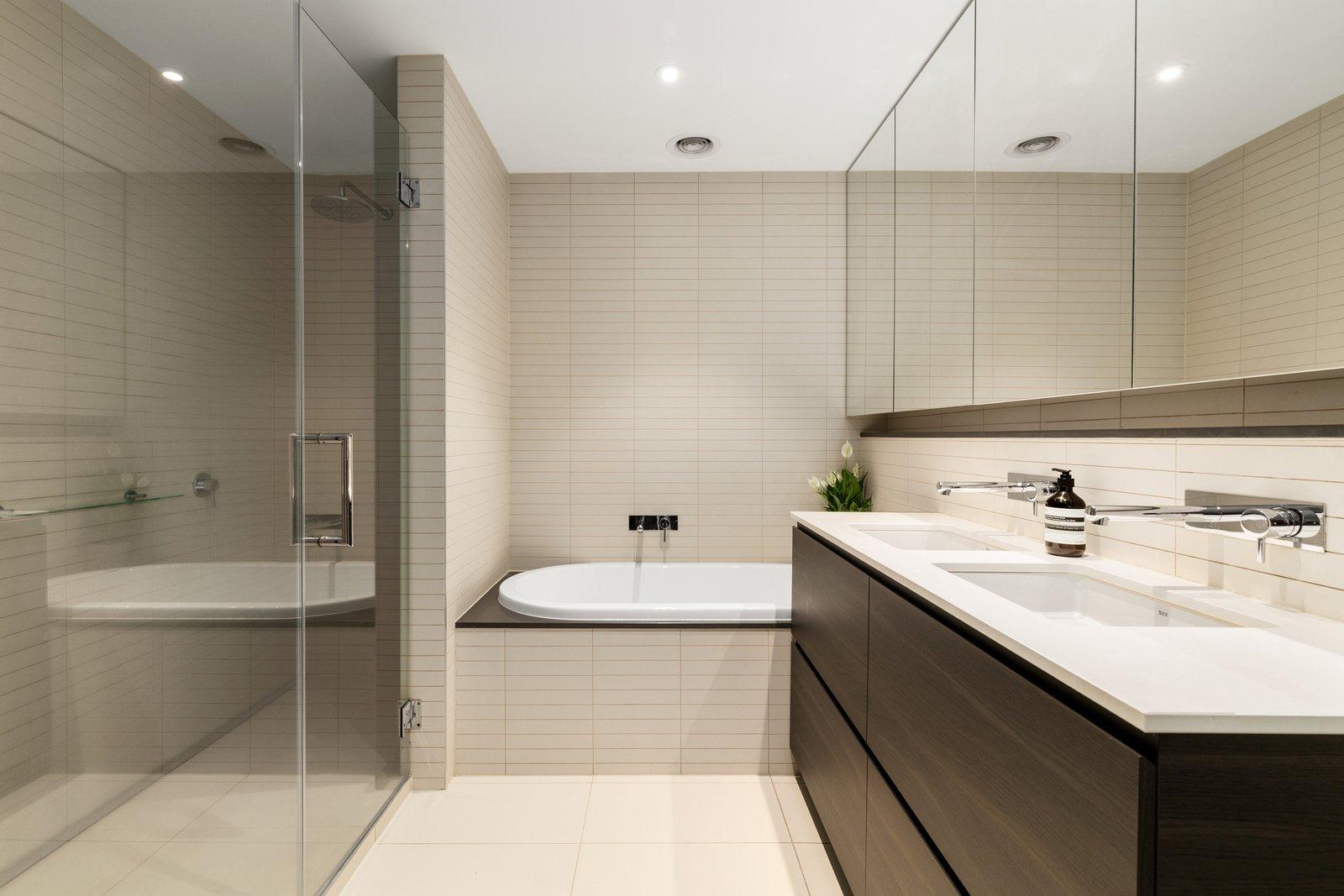 2105/50 Albert Road, South Melbourne, 3205