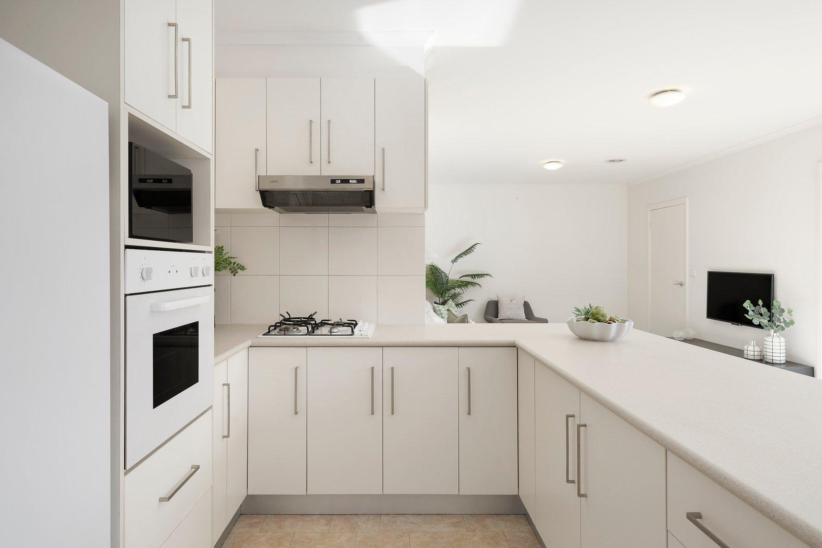 2/10 Clapham Road, Hughesdale, 3166