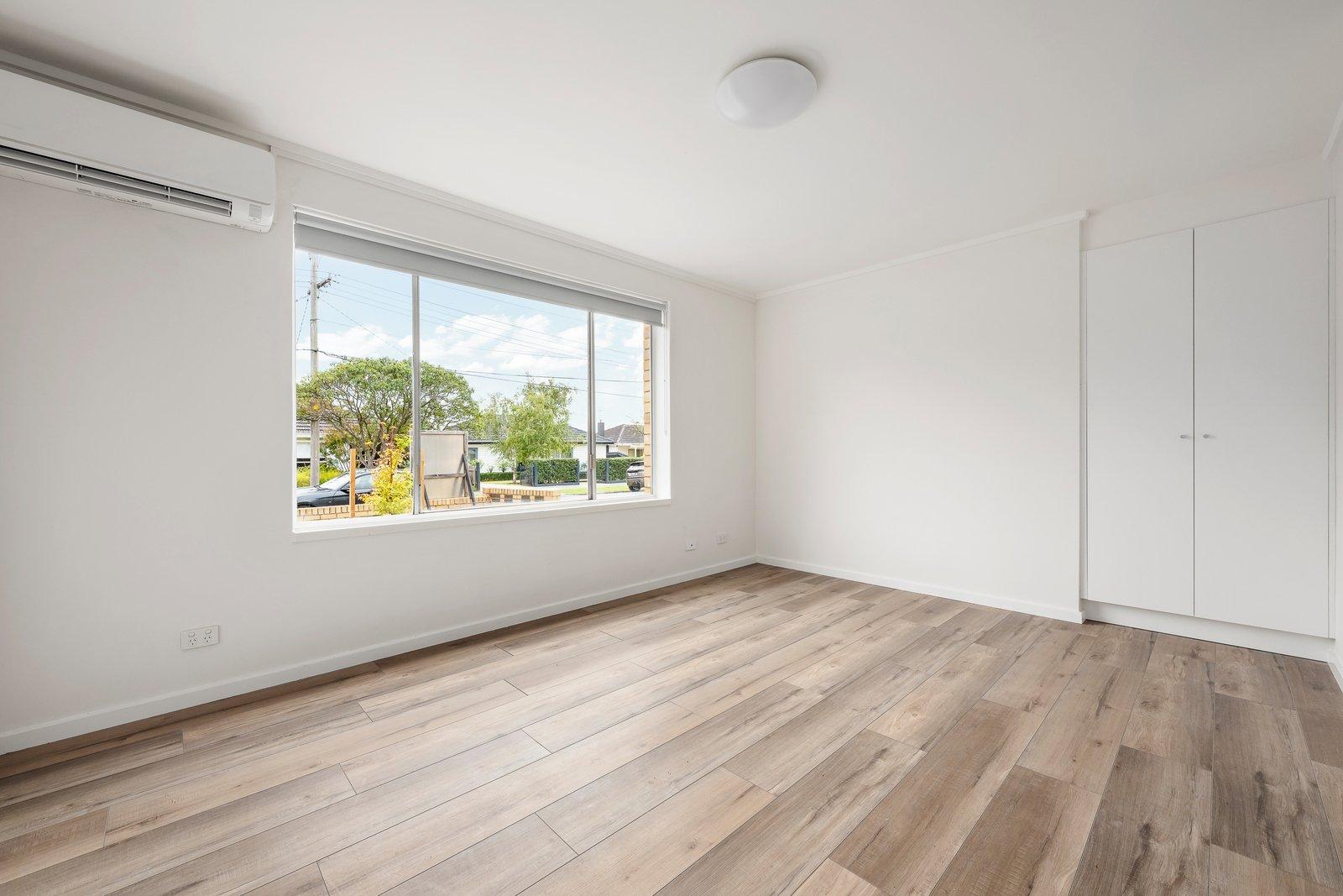 2/10 Daly Street, Oakleigh East, 3166