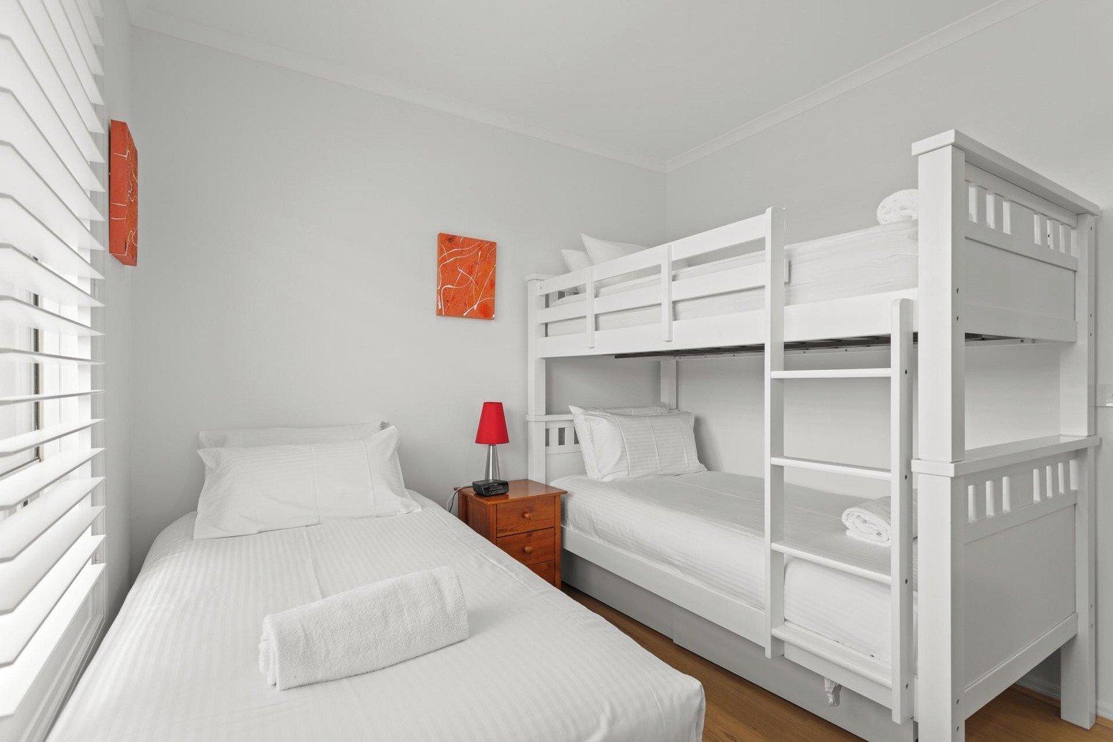 2/102B Country Club Drive, Safety Beach, 3936