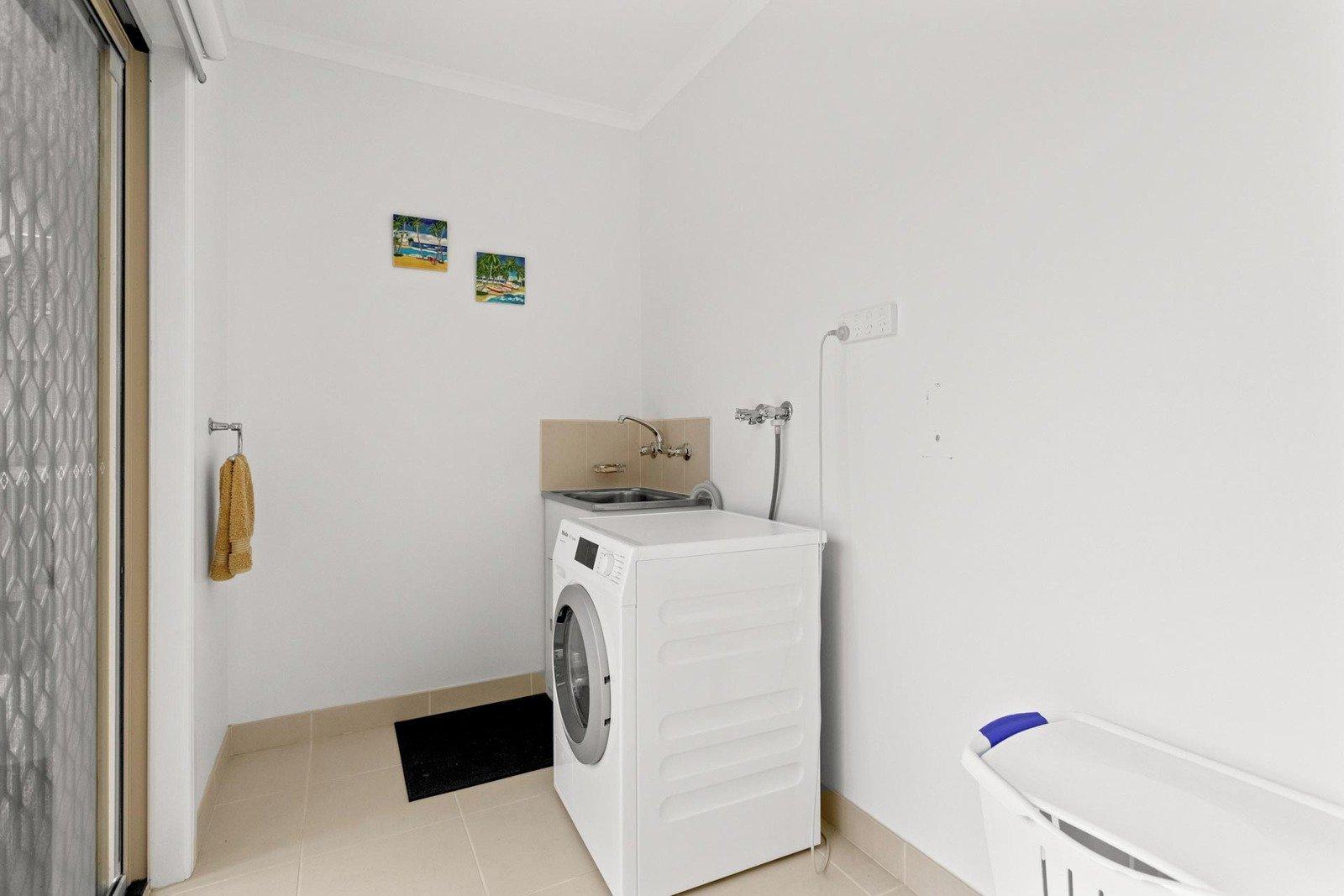 2/102B Country Club Drive, Safety Beach, 3936