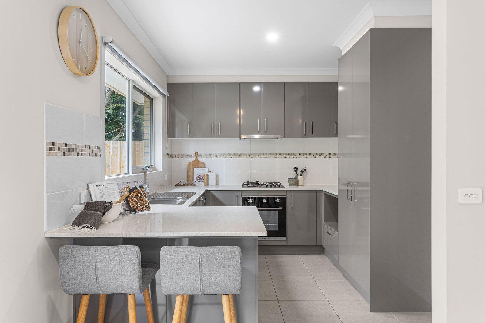 2/103 Burgess Drive, Langwarrin, 3910