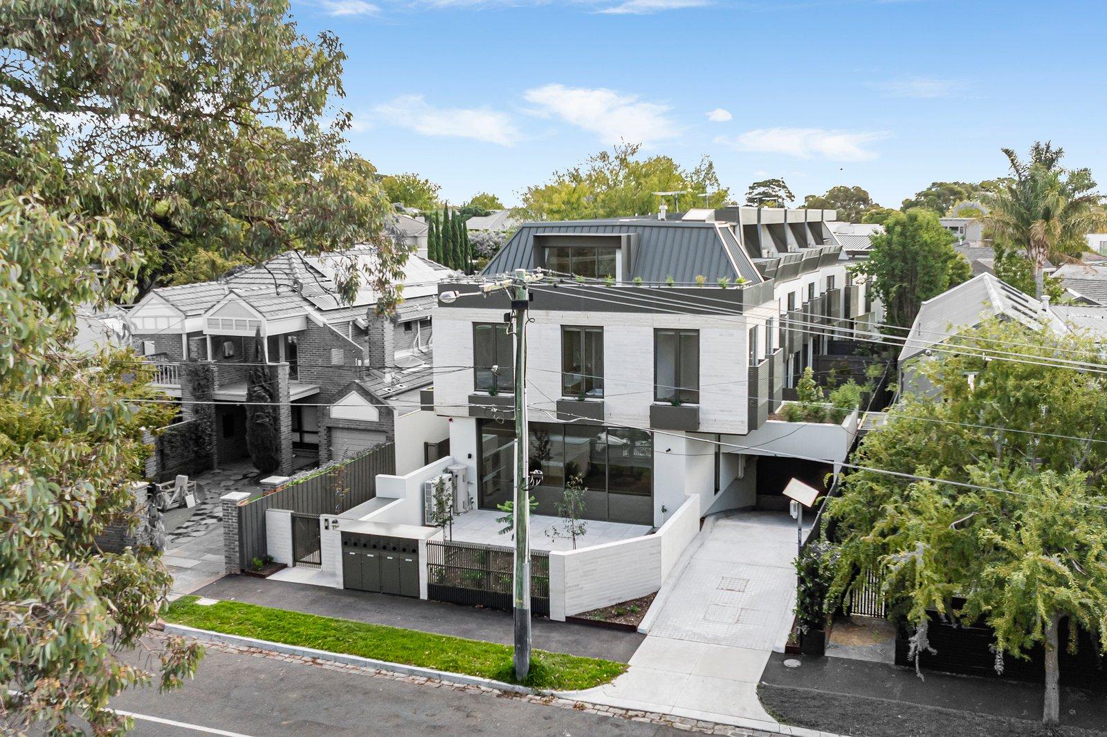 2/111 Carpenter Street, Brighton, 3186