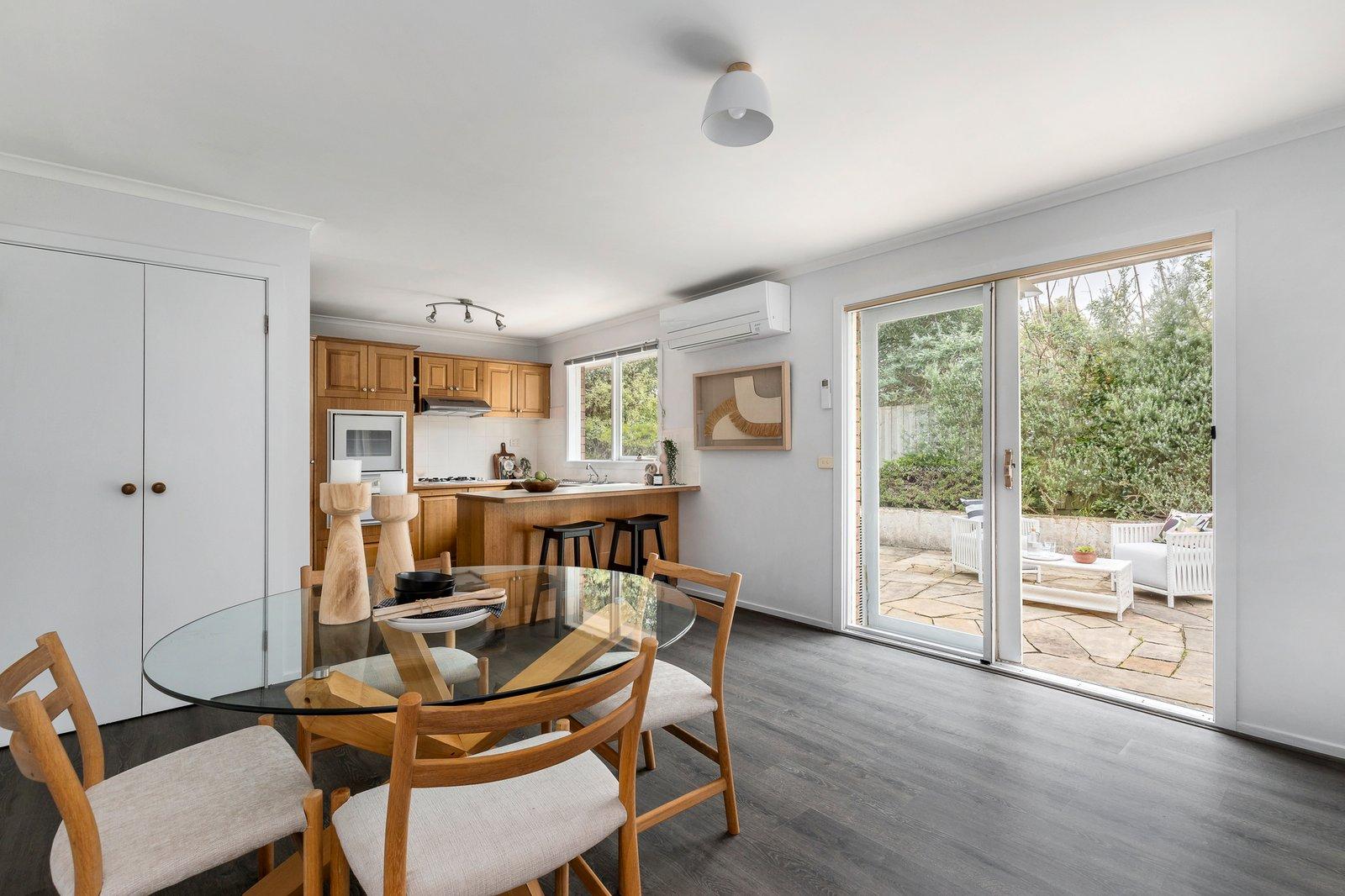 2/12 Derwent Street, Ringwood North, 3134