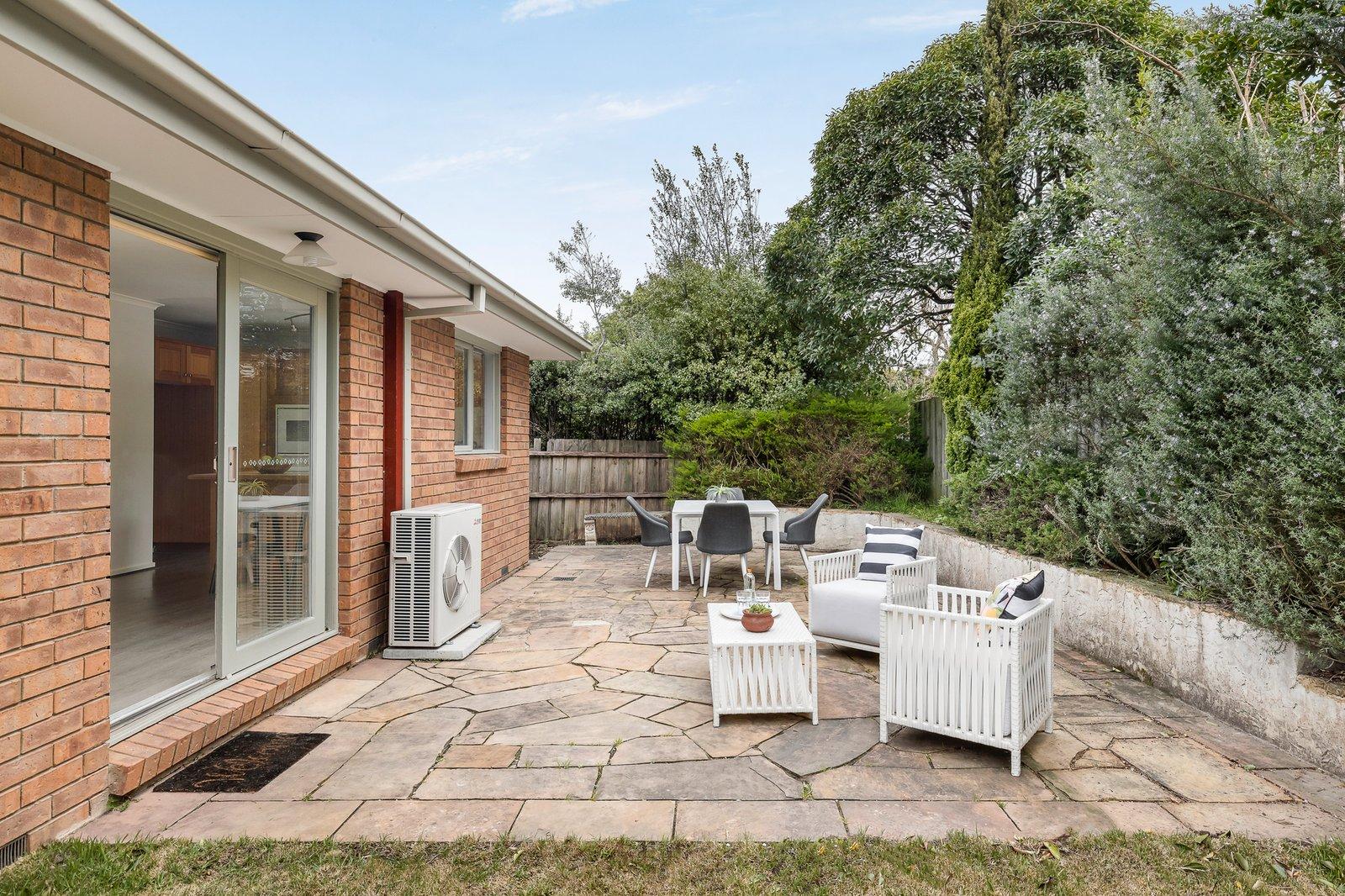 2/12 Derwent Street, Ringwood North, 3134