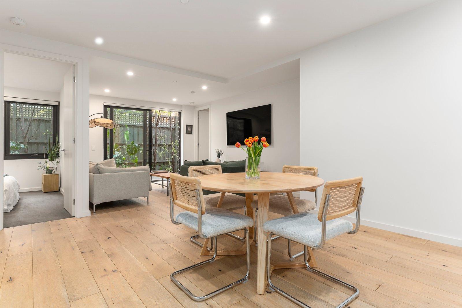 2/14 Elliott Avenue, Carnegie, 3163