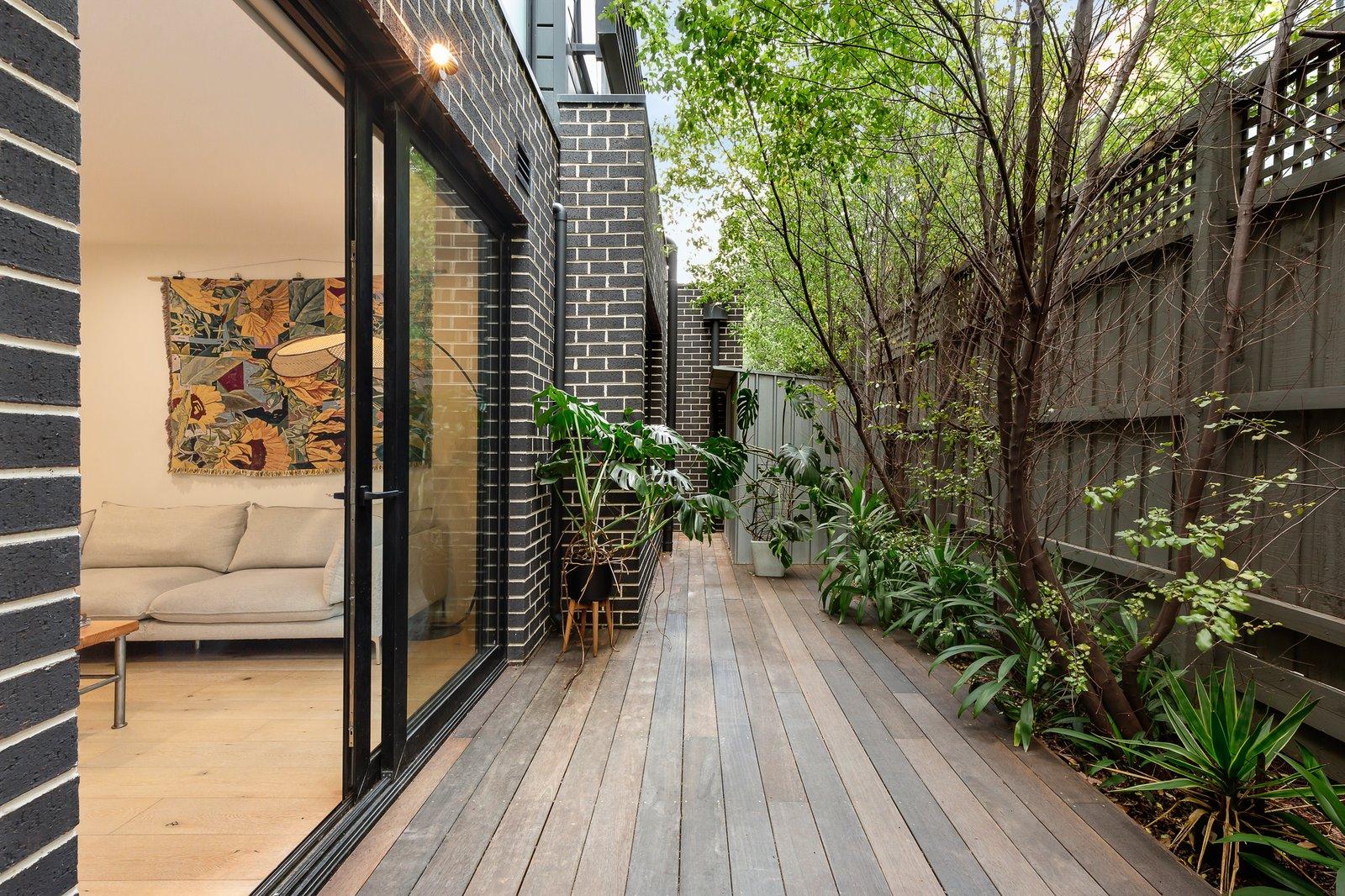 2/14 Elliott Avenue, Carnegie, 3163