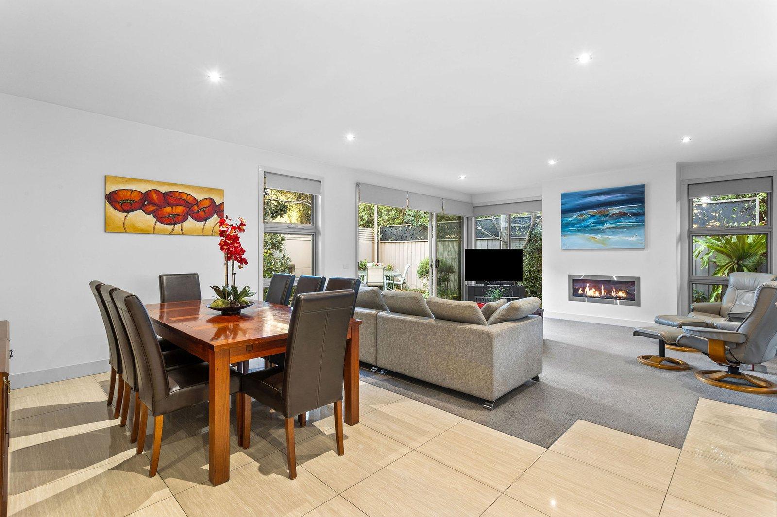 2/15 Marine Avenue, Mornington, 3931