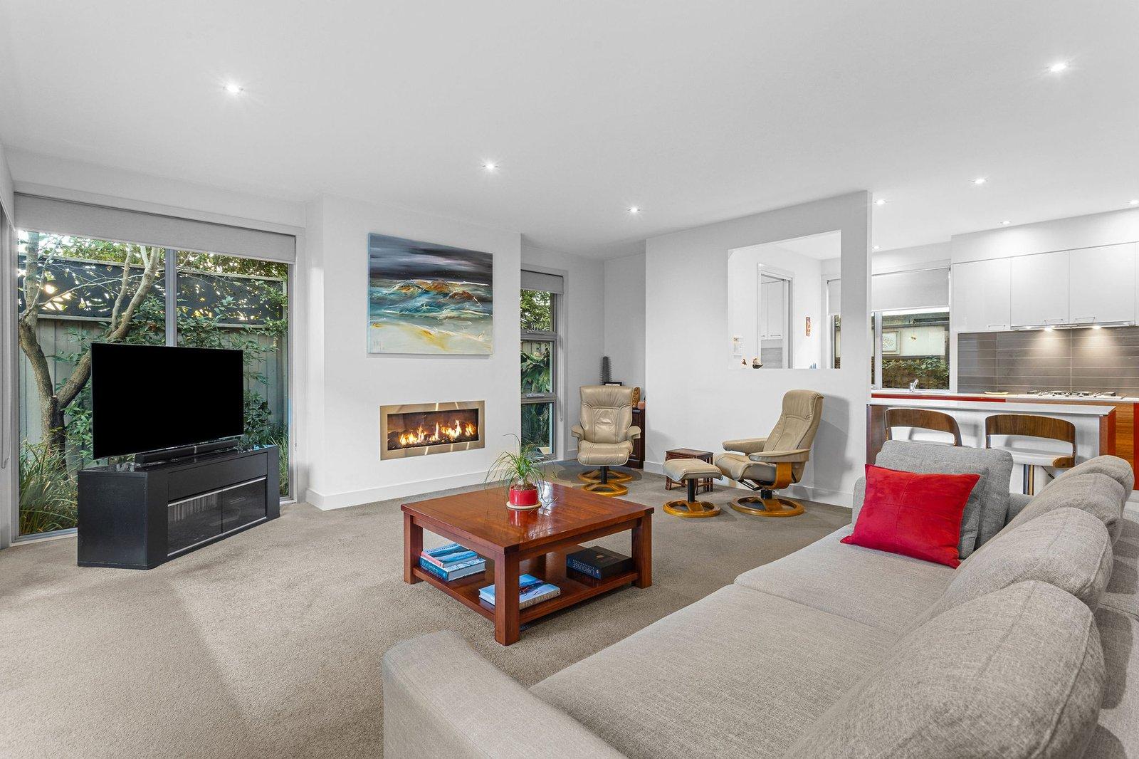 2/15 Marine Avenue, Mornington, 3931