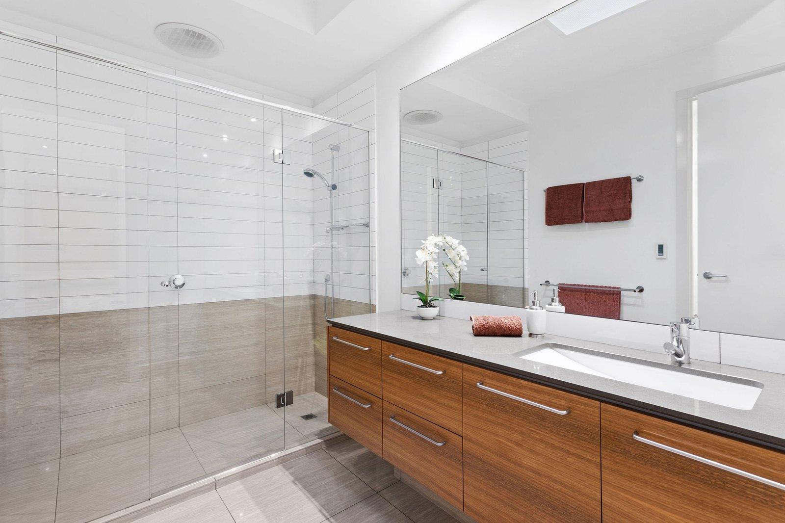 2/15 Marine Avenue, Mornington, 3931