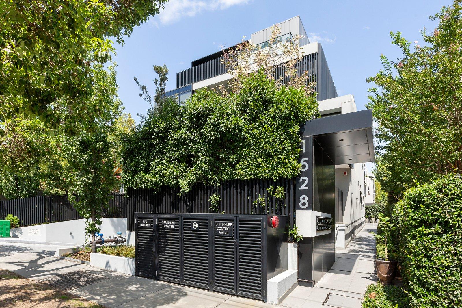 2/1528 Malvern Road, Glen Iris, 3146