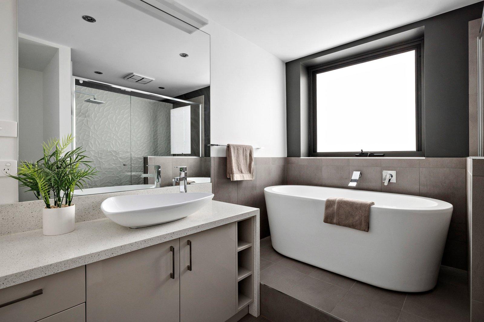 2/166 Marine Drive, Safety Beach, 3936