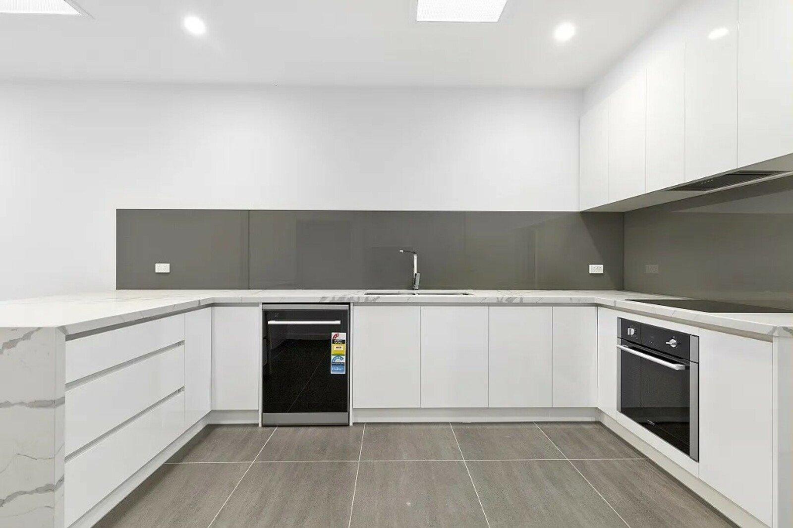 2/17 Dunoon Street, Doncaster, 3108