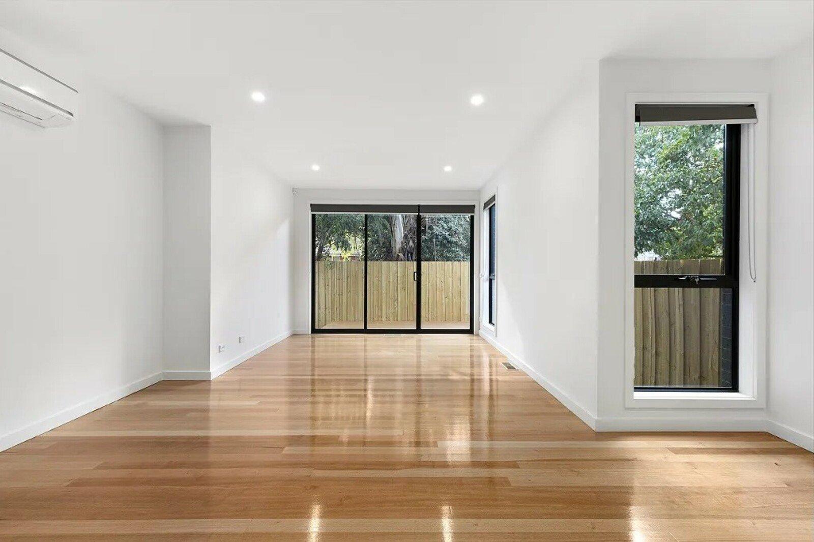 2/17 Dunoon Street, Doncaster, 3108