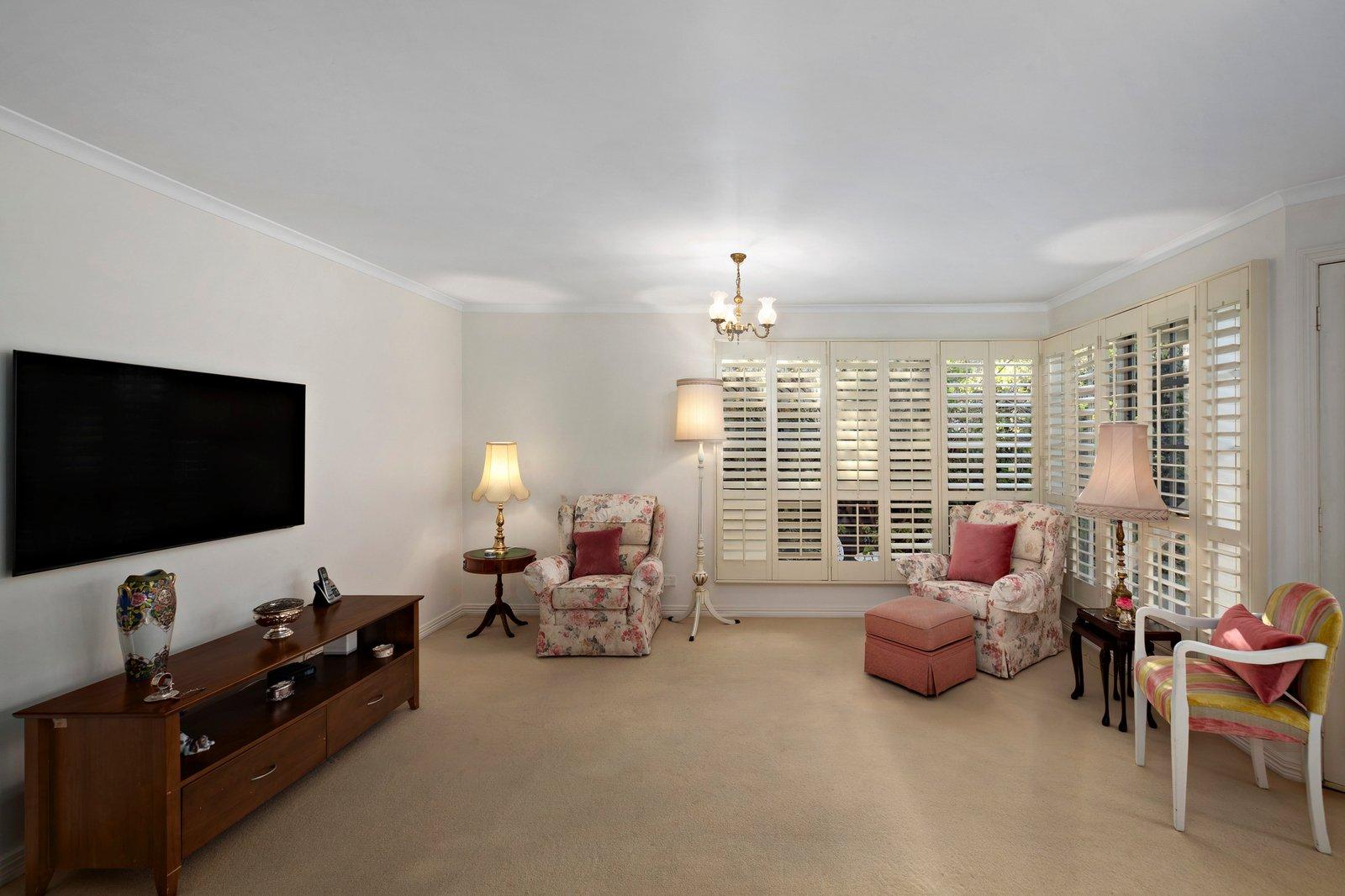 2/170 Finch Street, Glen Iris, 3146