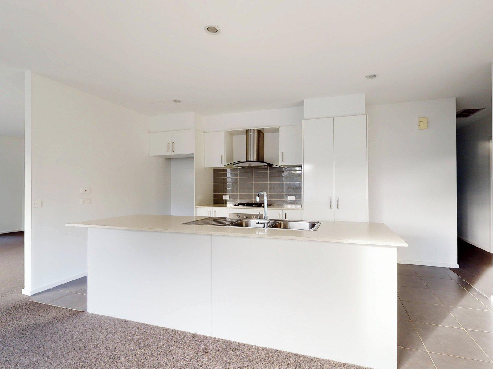 2/18 George Street, Safety Beach, 3936