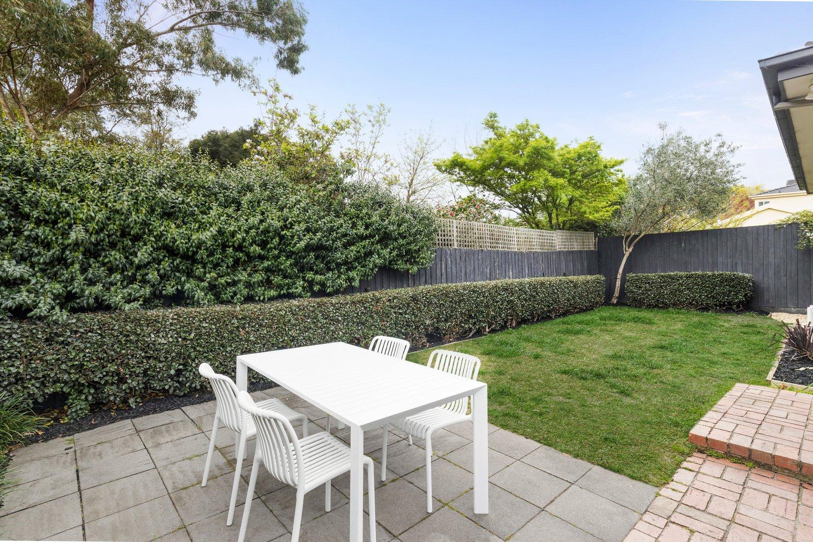 2/18 Head Street, Balwyn, 3103