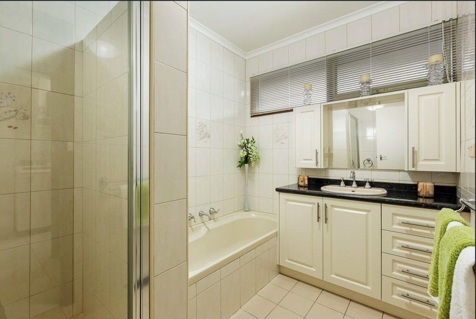 22 Tandara Avenue, Doncaster, 3108