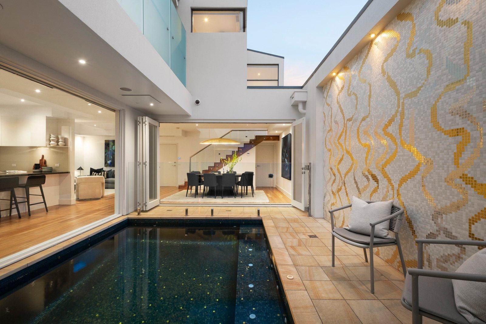 22 Danks Street, Albert Park, 3206