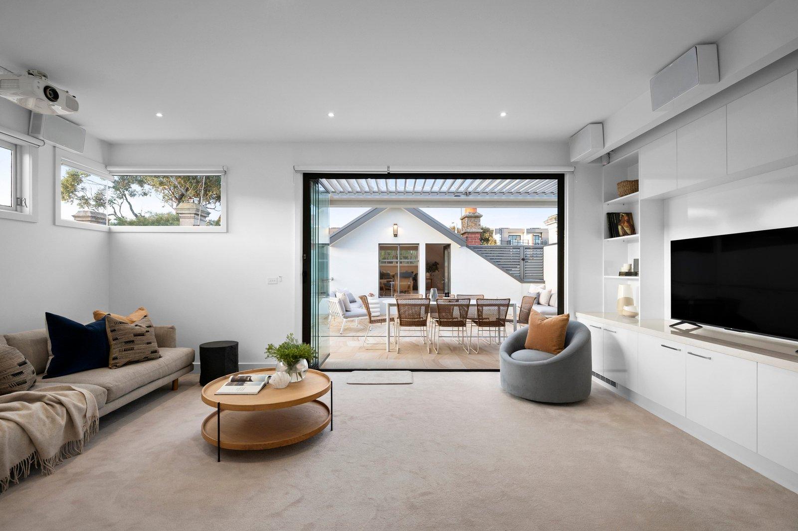 22 Danks Street, Albert Park, 3206