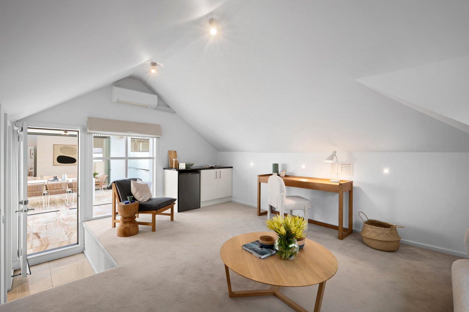 22 Danks Street, Albert Park, 3206