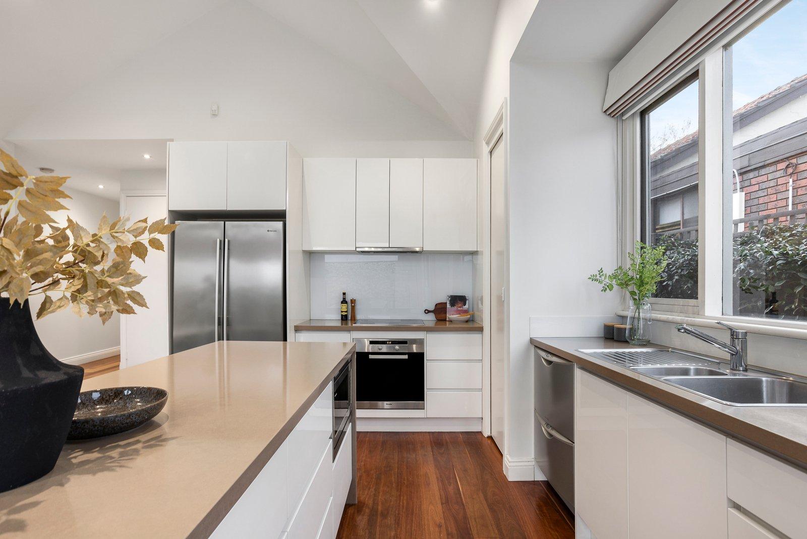 22 Emo Road, Malvern East, 3145