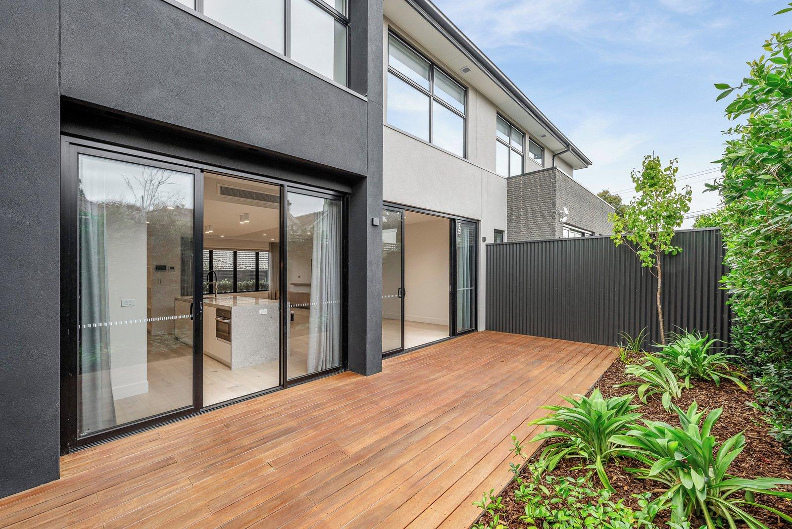 2/2 Fordham Avenue, Camberwell, 3124