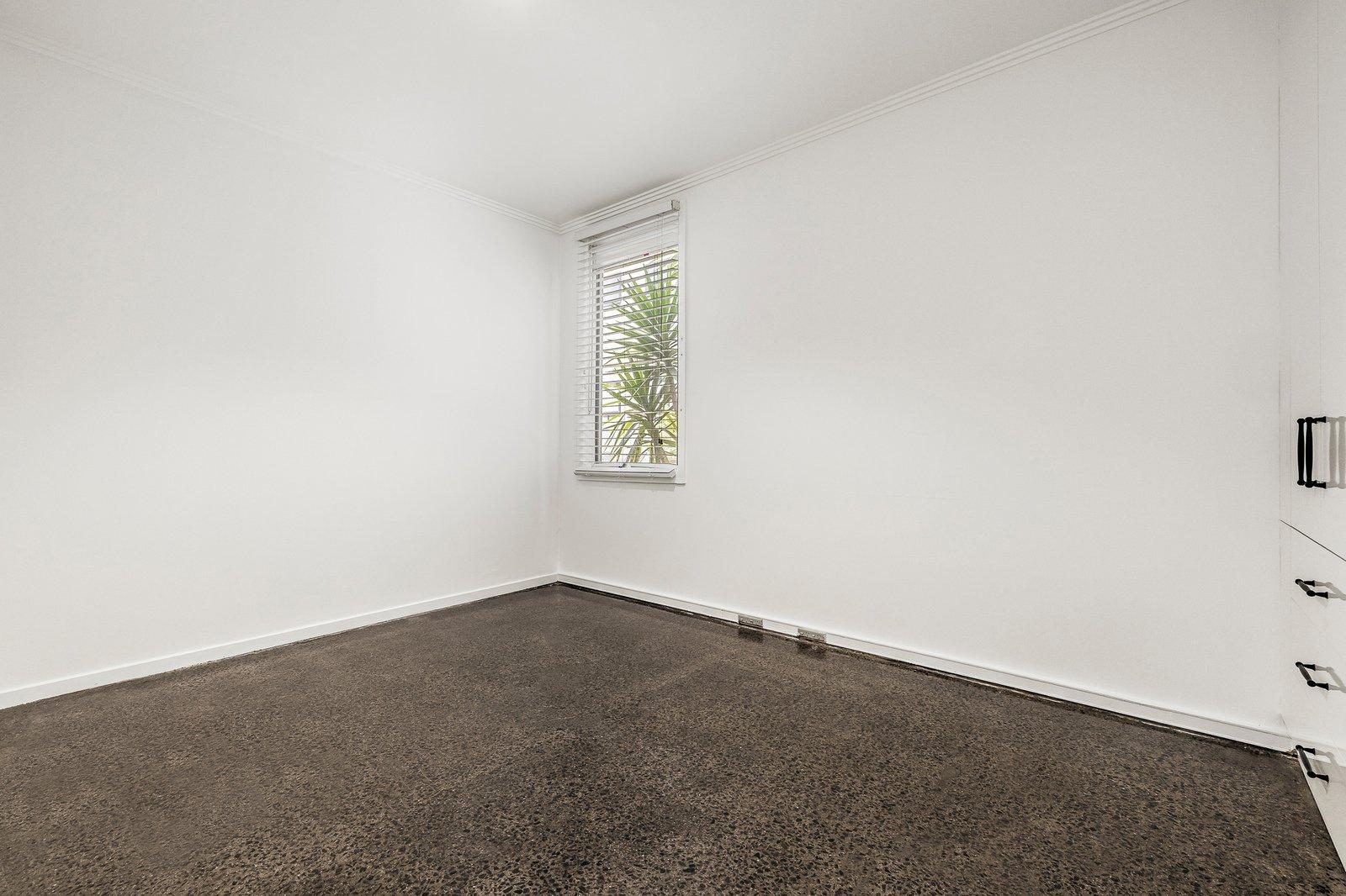 22/15 Beach Street, Port Melbourne, 3207