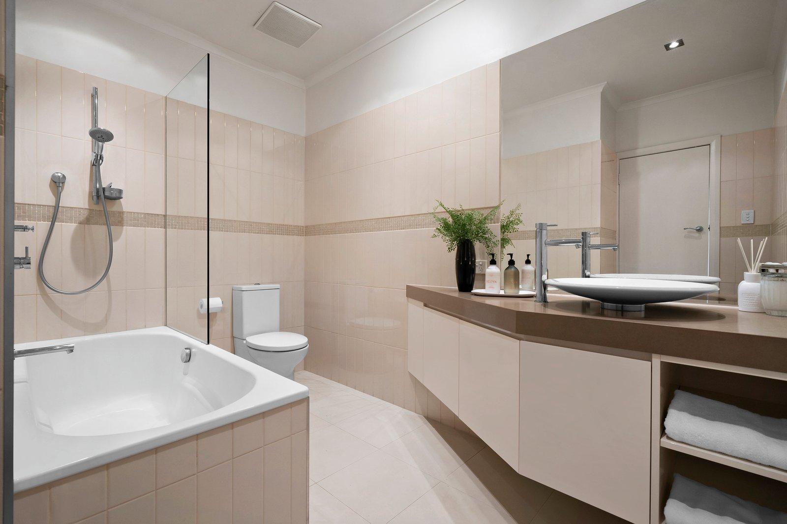 2/22 Russell Street, Camberwell, 3124