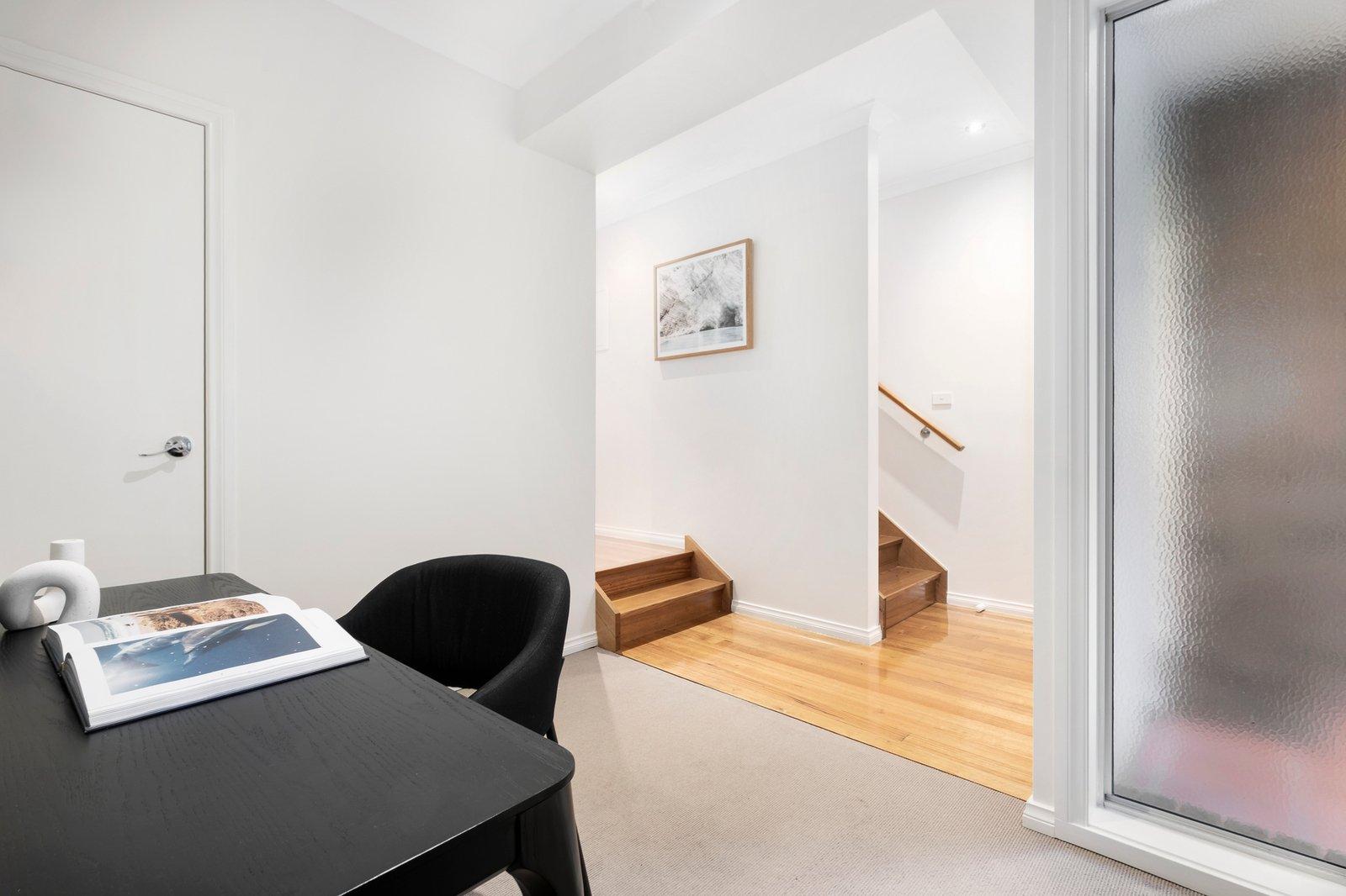 2/235 Dandenong Road, Windsor, 3181