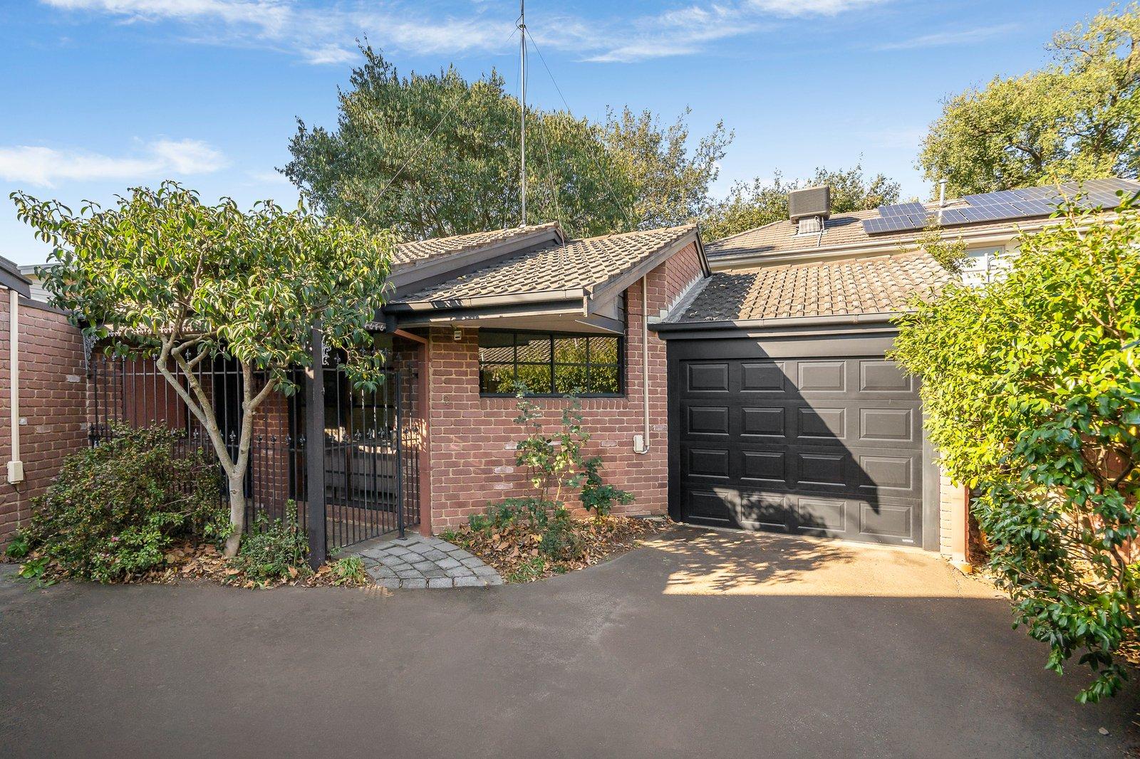 2/25 Matlock Street, Canterbury, 3126