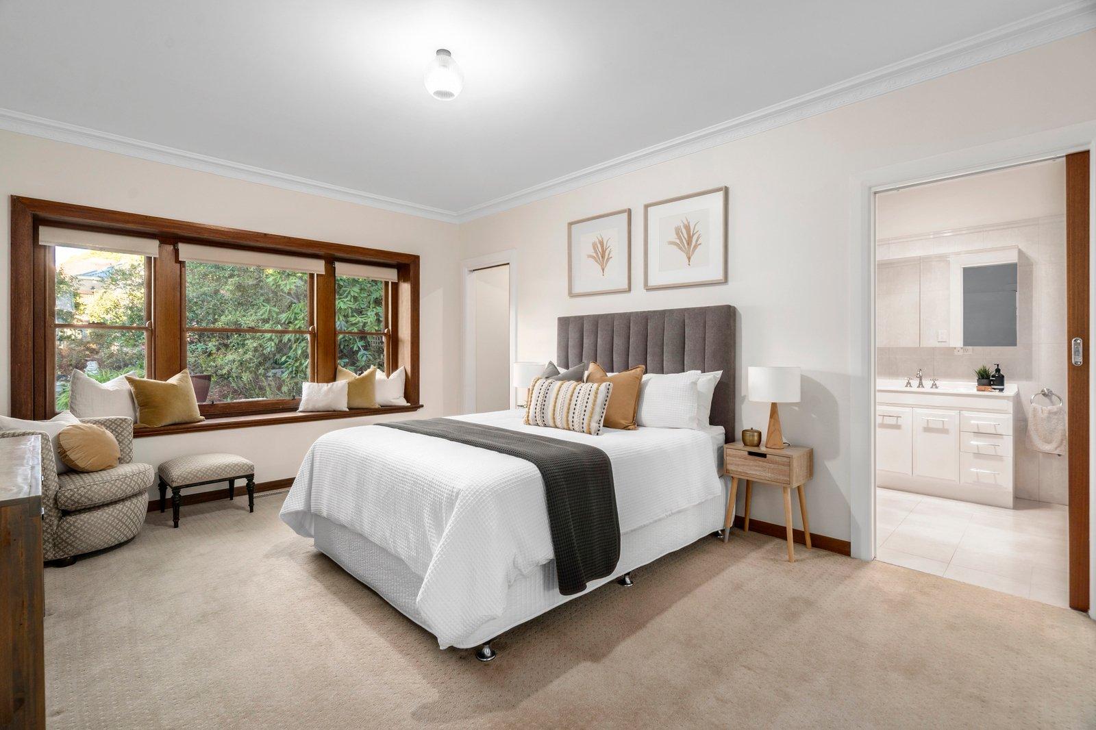 23 Yeovil Road, Glen Iris, 3146