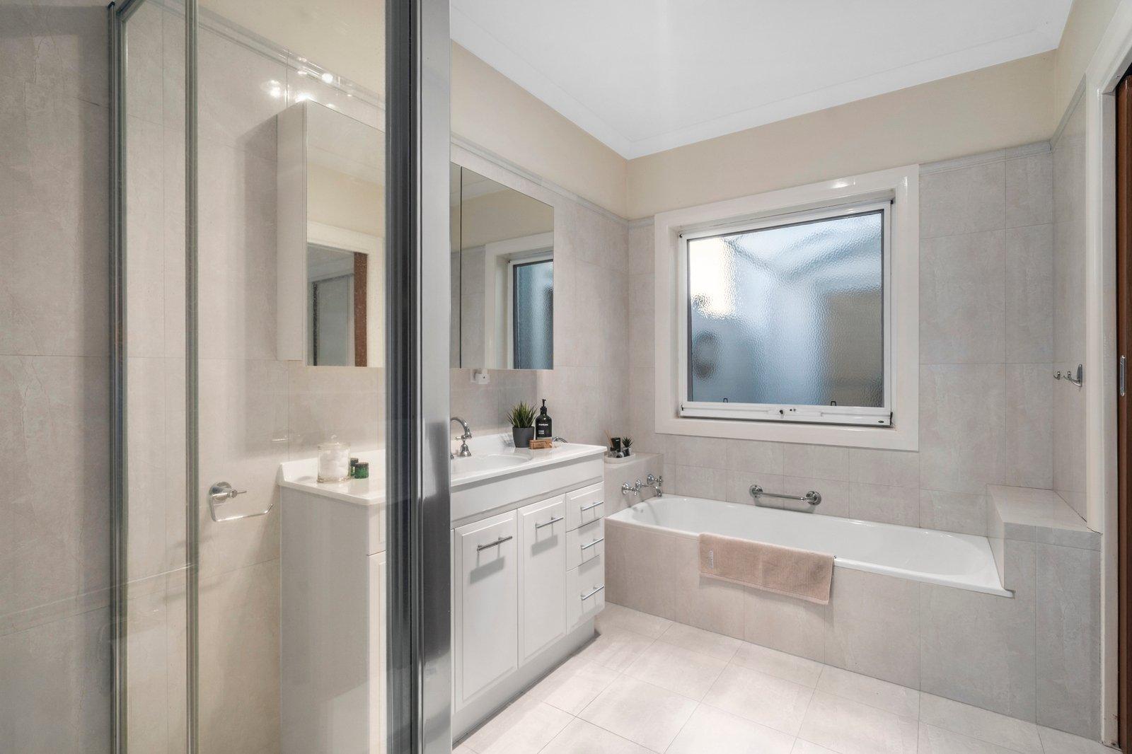 23 Yeovil Road, Glen Iris, 3146