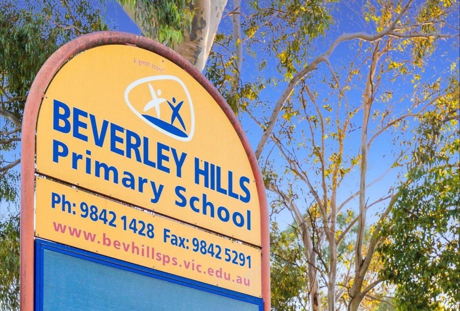 2/3 Meryl Street, Doncaster East, 3109